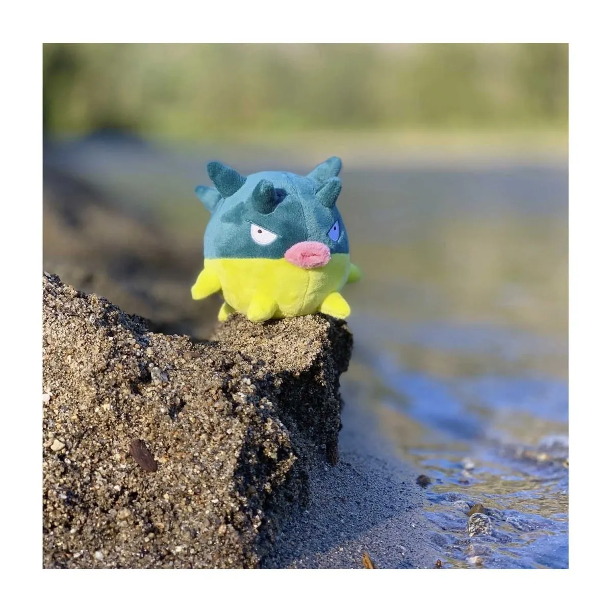 Qwilfish Sitting Cuties Plush – 7 ¼ In.